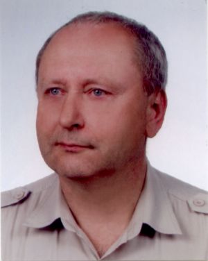 Dr Jan Pajak - zdjęcie dla dowodu osobistego wykonane 19 lipca 2004 roku